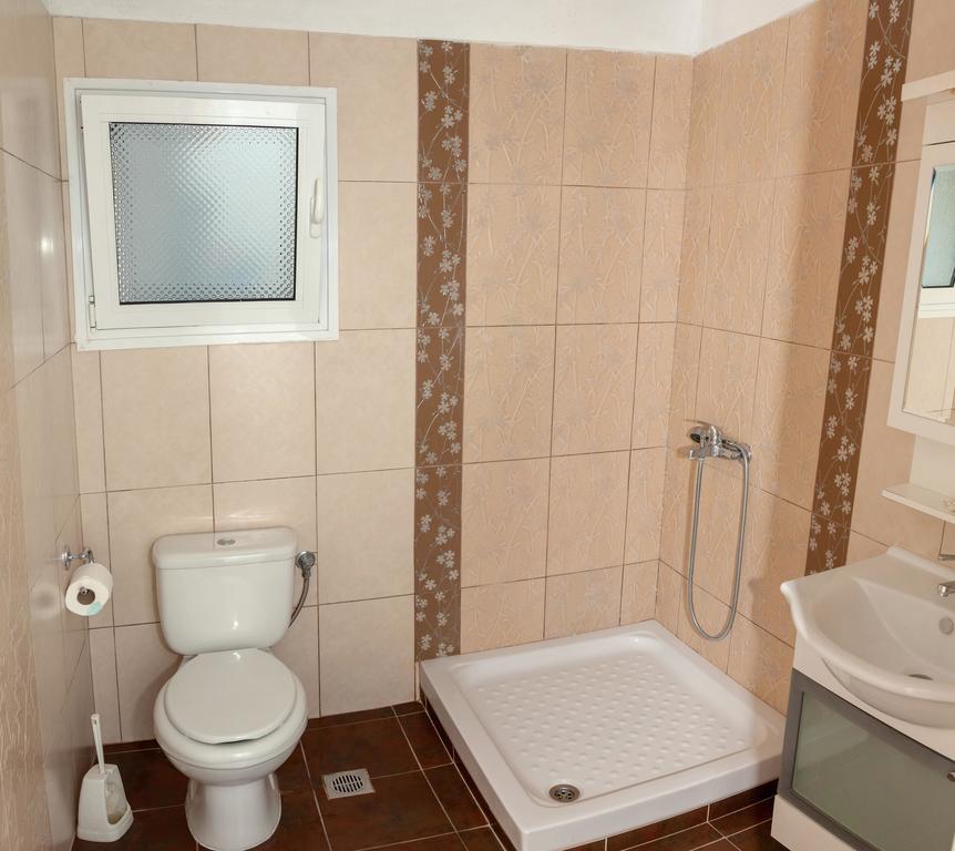 Artemis Apartments Paralia Dionysiou Kamer foto