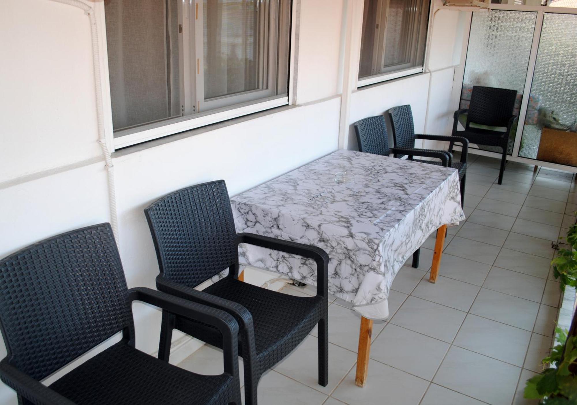 Artemis Apartments Paralia Dionysiou Buitenkant foto